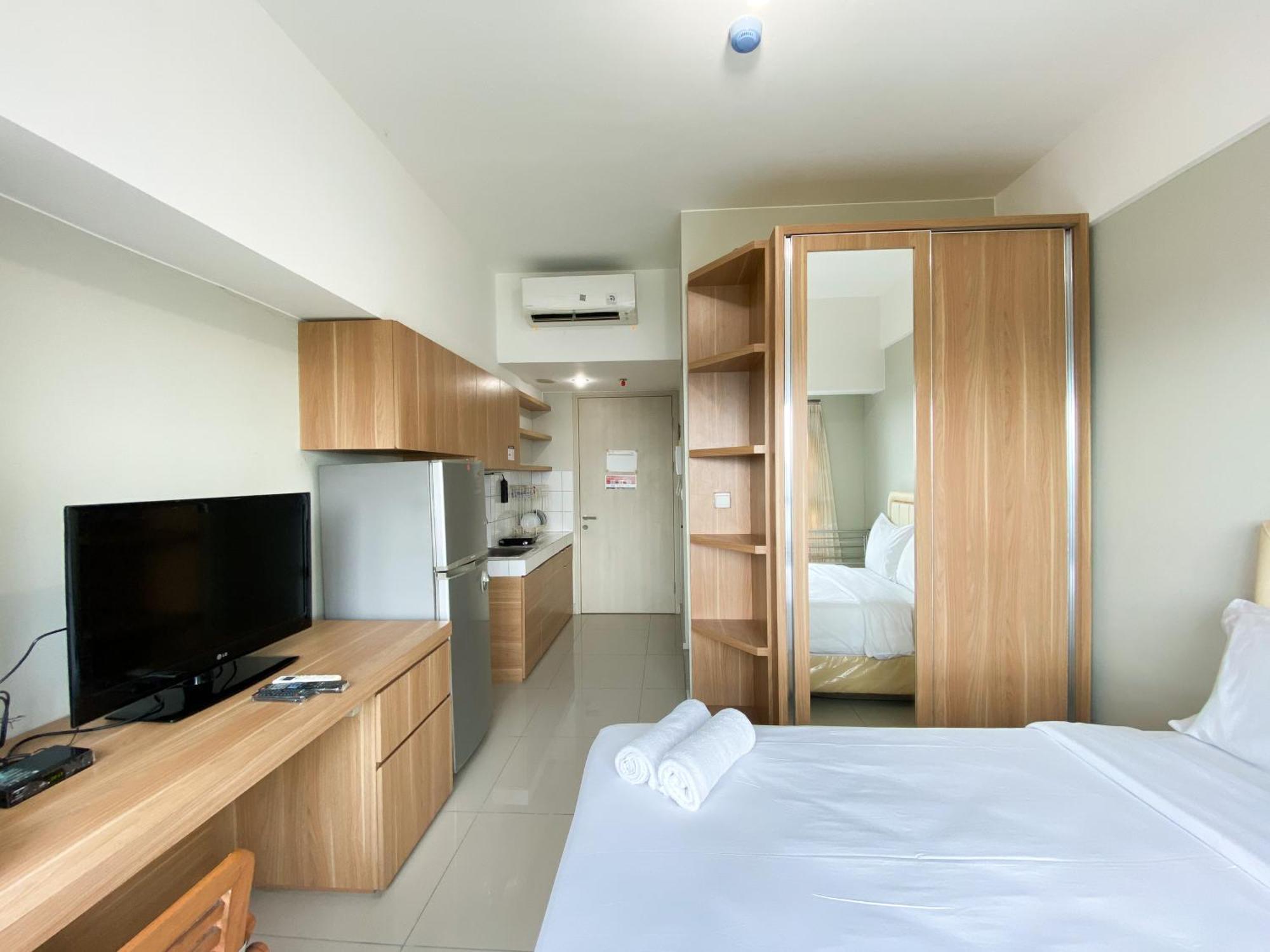 Serene At Springlake Summarecon By Travelio Bekasi